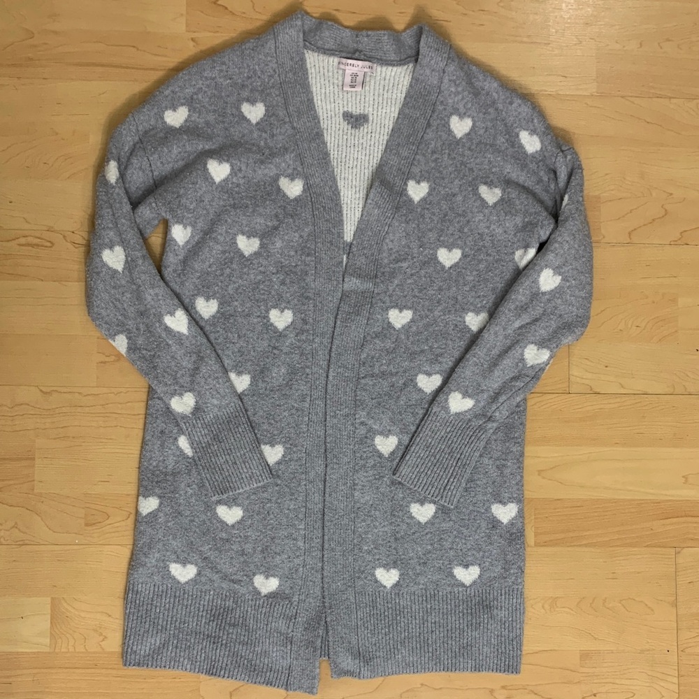 Sincerely Jules Gray Heart Pattern Women's Sweater